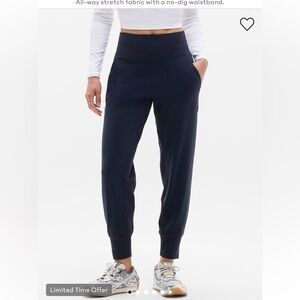 NWT Athleta Navy Venice Joggers. Large.